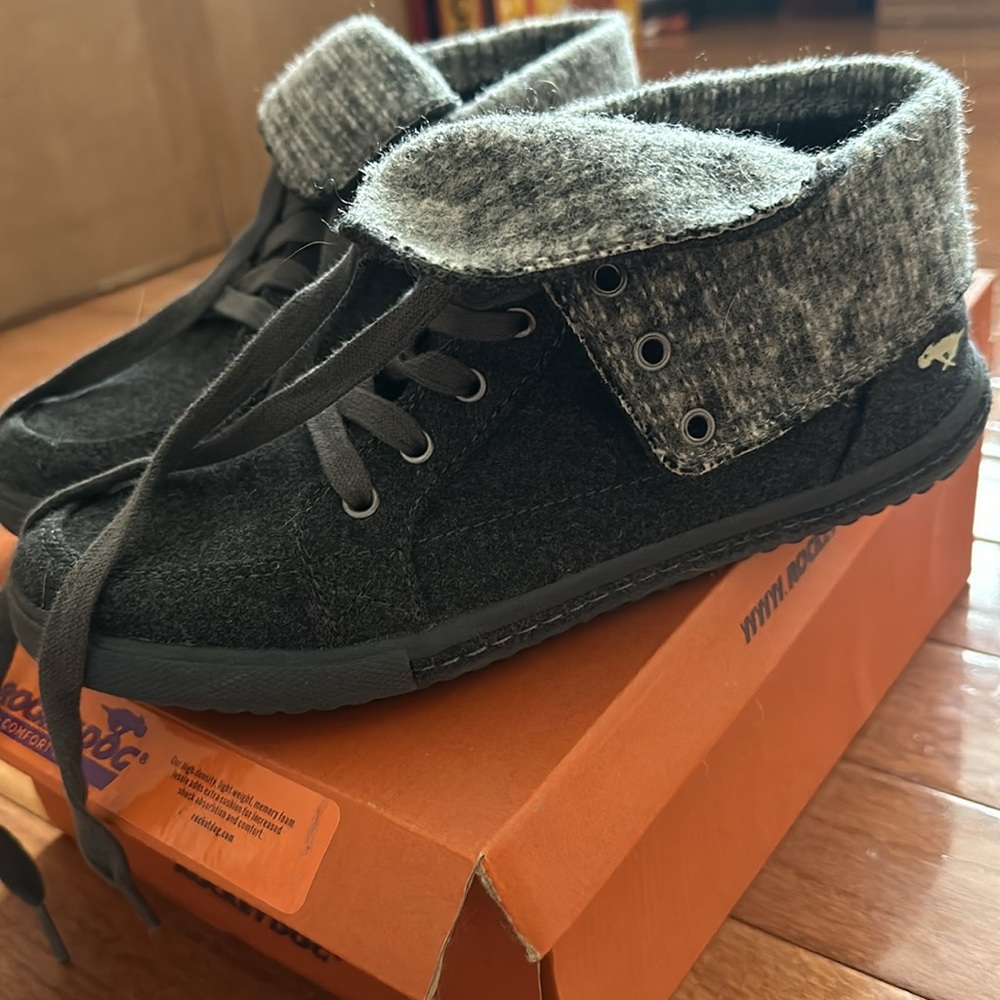 Rocket Dog Size 8 Booties with box - Picture 2 of 6